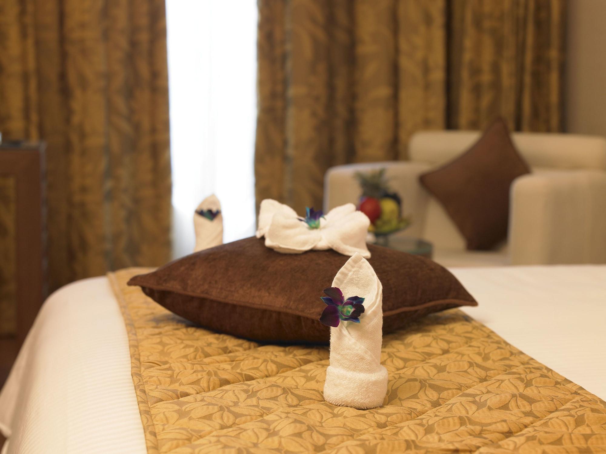 Blu Petal - A Business Hotel Bangalore Eksteriør billede