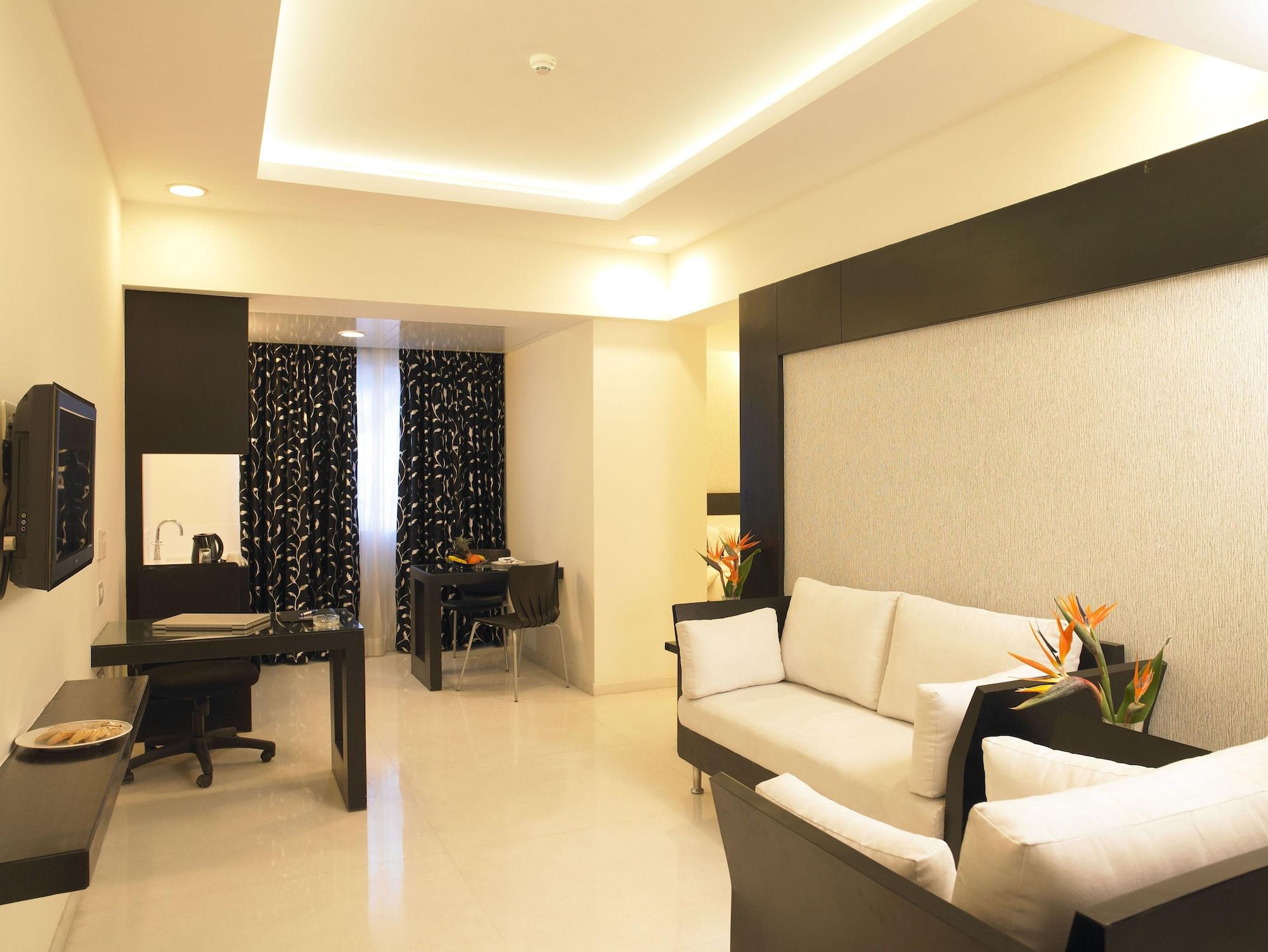 Blu Petal - A Business Hotel Bangalore Eksteriør billede
